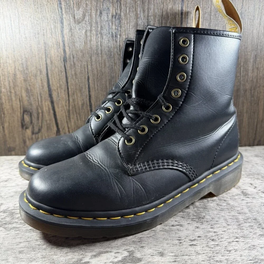 DR MARTENS AIR WAIR FELIX BLACK VEGAN LEATHER 8 EYELET ANKLE BOOTS #14045 MENS 9